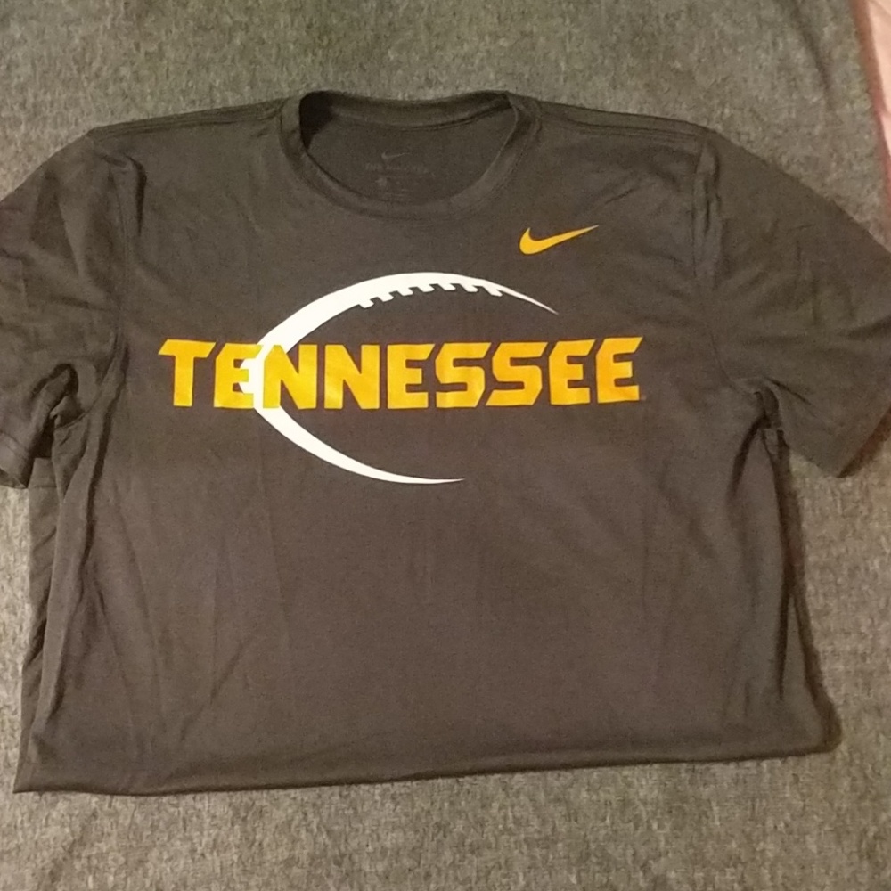 Nike dri-fit Tennessee tshirt